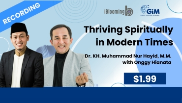 Dr. KH. Muhammad Nur Hayid, M.M. with Onggy Hianata